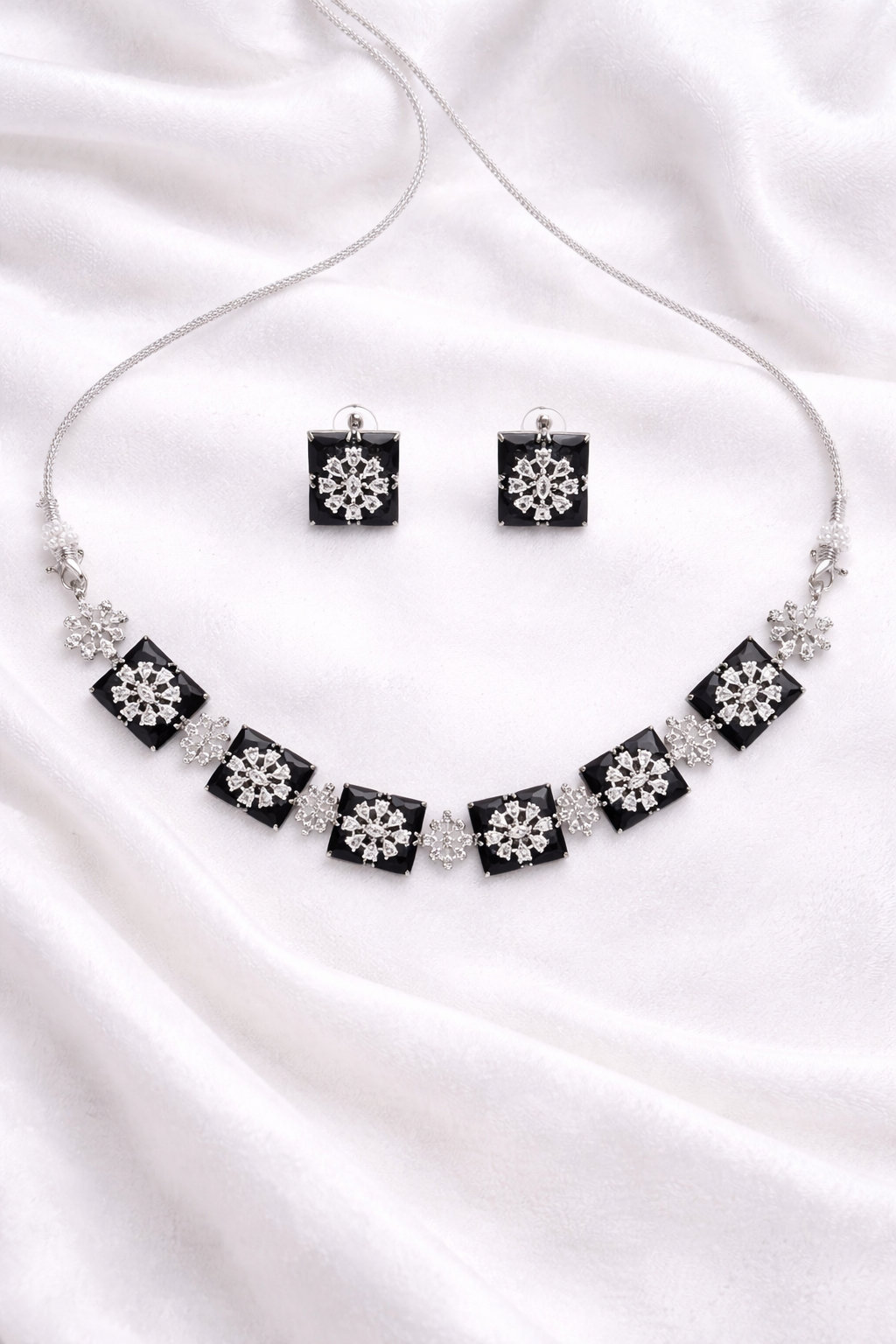 Black Stone Geometric Necklace Set with Stud Earrings