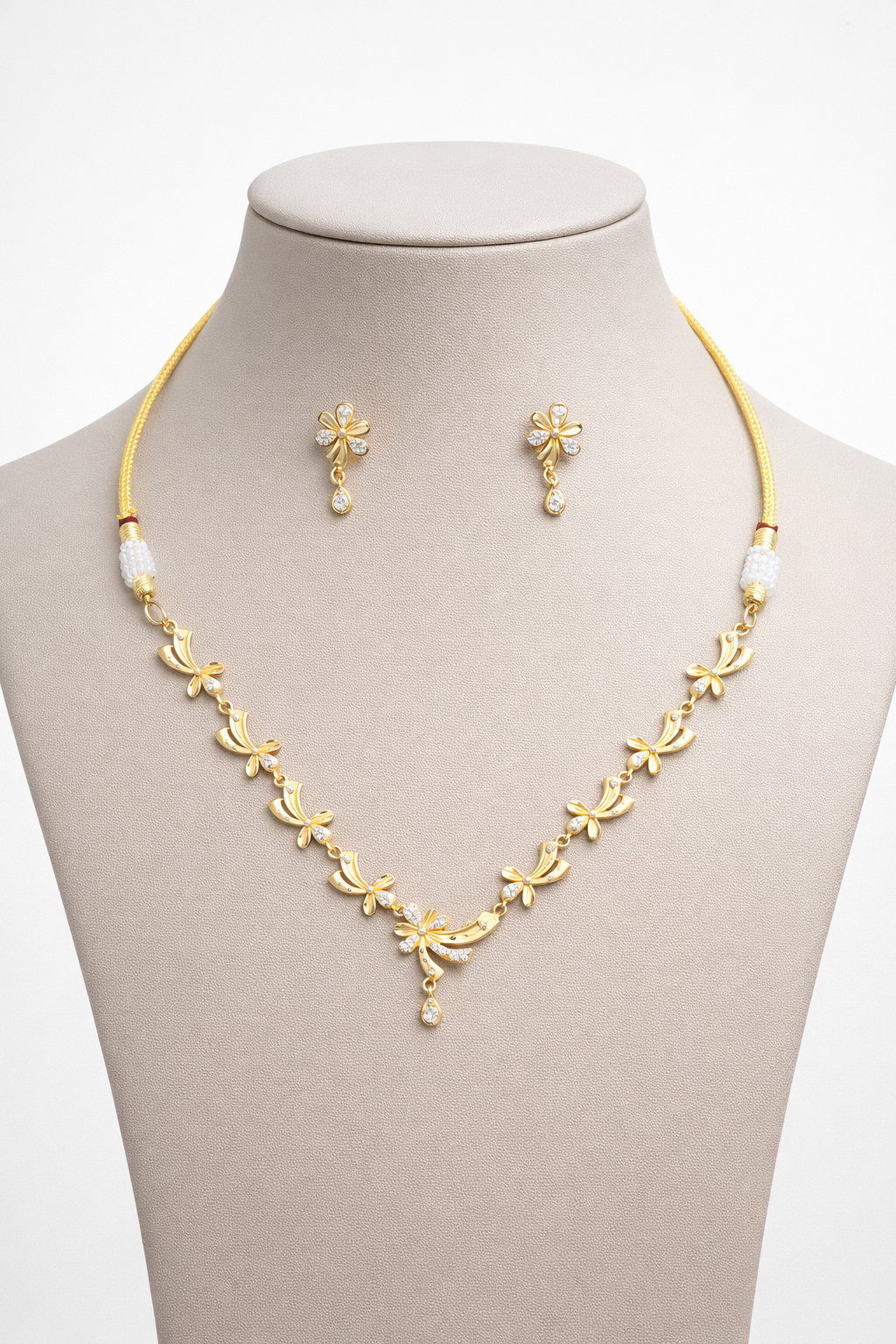 Stylish Gold Tone Necklace Set with Hanging Drop Earrings
