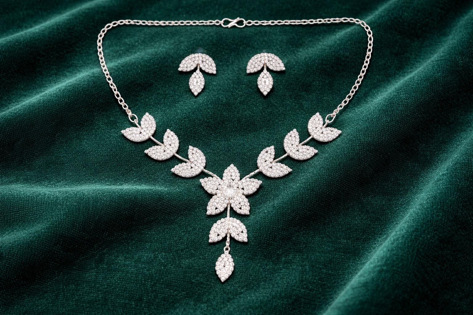 Silver Leaf Floral Necklace Set with Drop Pendant and Stud Earrings