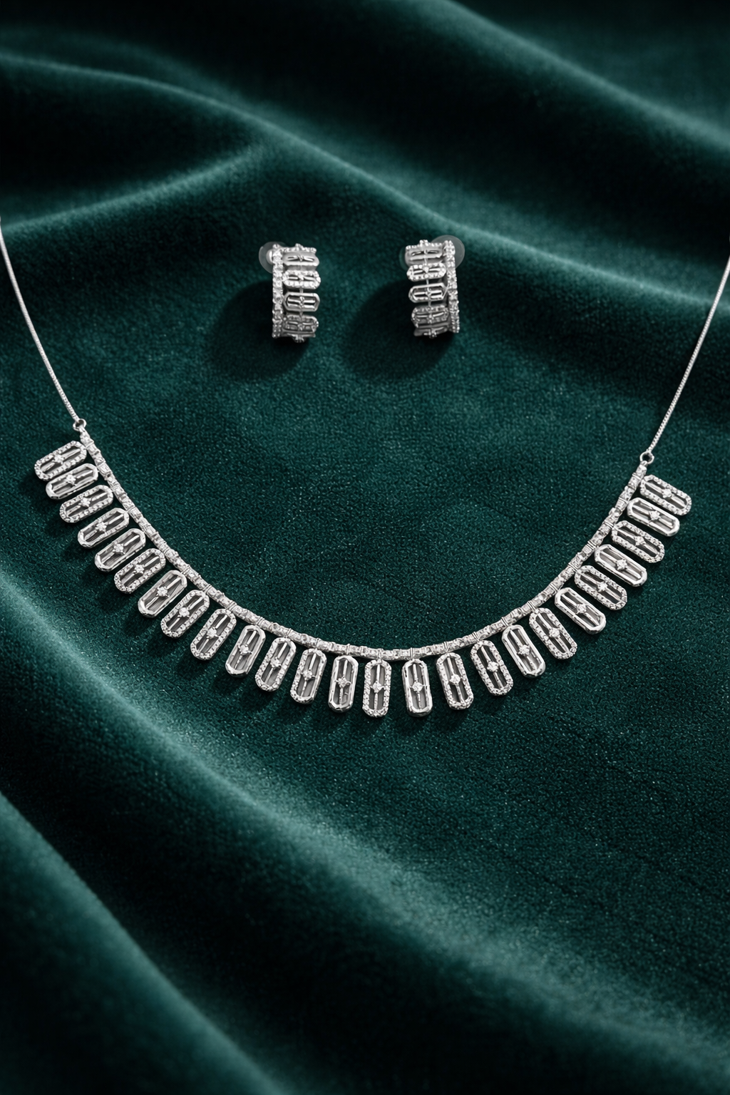 Silver Geometric Necklace Set with Rectangular Drop Design