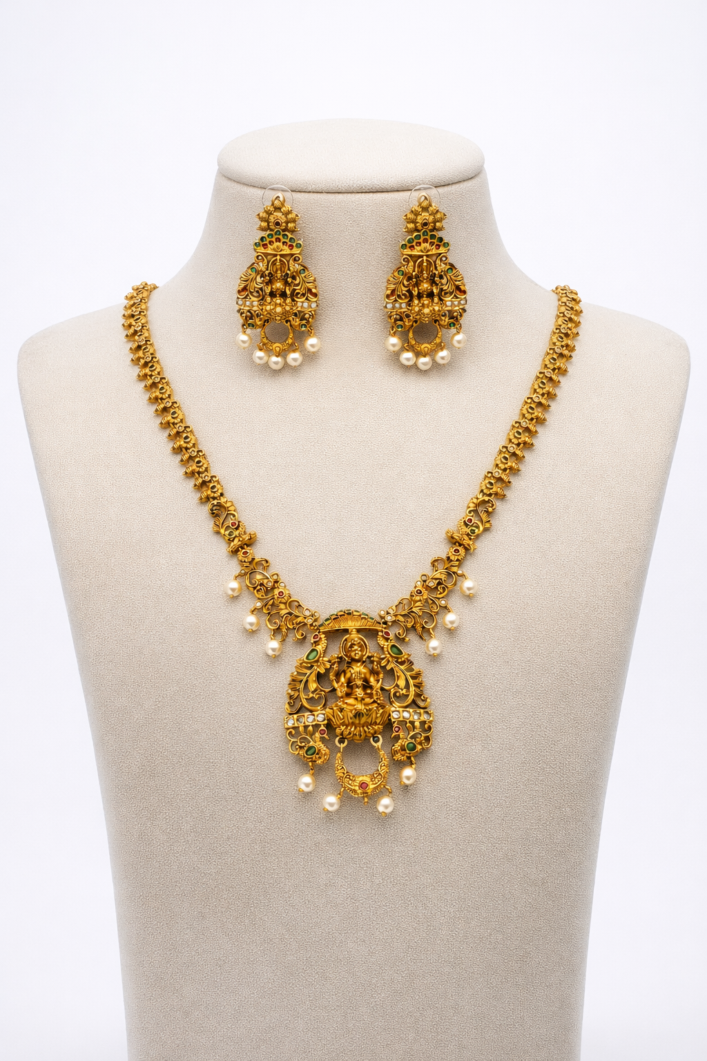 Traditional South Indian Lakshmi Pendant Necklace Set