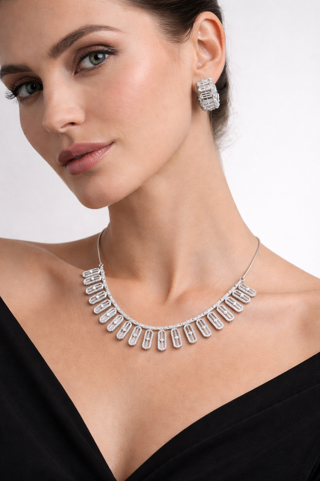 Silver Geometric Necklace Set with Rectangular Drop Design